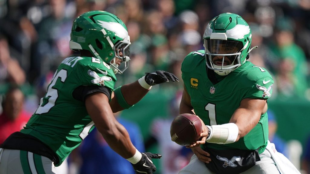 Eagles score TD after controversial tush push gets 1st down