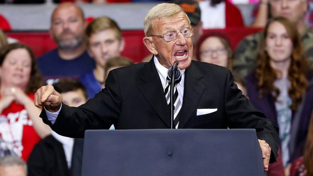 Lou Holtz criticizes Democrats over prolonged government shutdown standoff