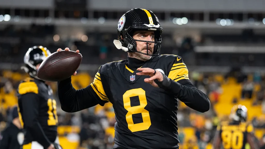NFL scores: Steelers beat Dolphins to maintain AFC North lead in playoff race