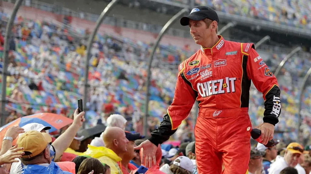 NTSB shares preliminary details of plane crash that killed NASCAR legend, family