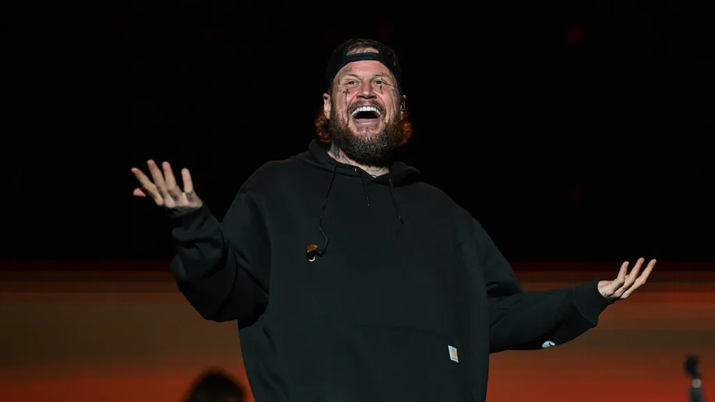 Jelly Roll seeks pardon to regain hunting rights after past jail time