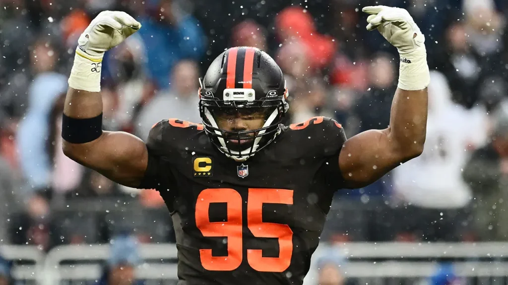 Joe Thomas calls Myles Garrett ‘best pass rusher I’ve ever seen’