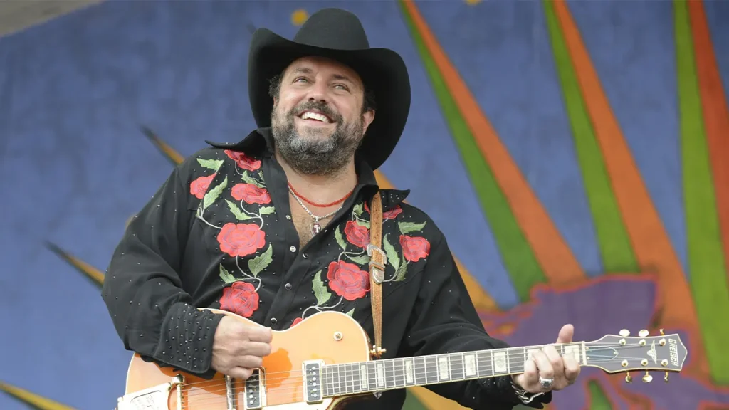 Grammy winner Raul Malo of The Mavericks dead at 60 after cancer battle